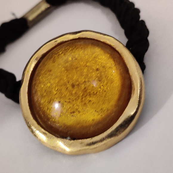 Rare Biche de Bere Poured Glass Hair Accessory - Picture 5 of 15